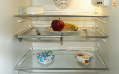Jak nejlépe vyčistit chladničku a zbavit jí zápachu