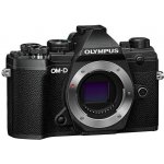 Olympus OM-D E-M5 III recenze
