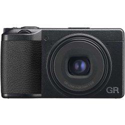 Ricoh GR IIIx recenze