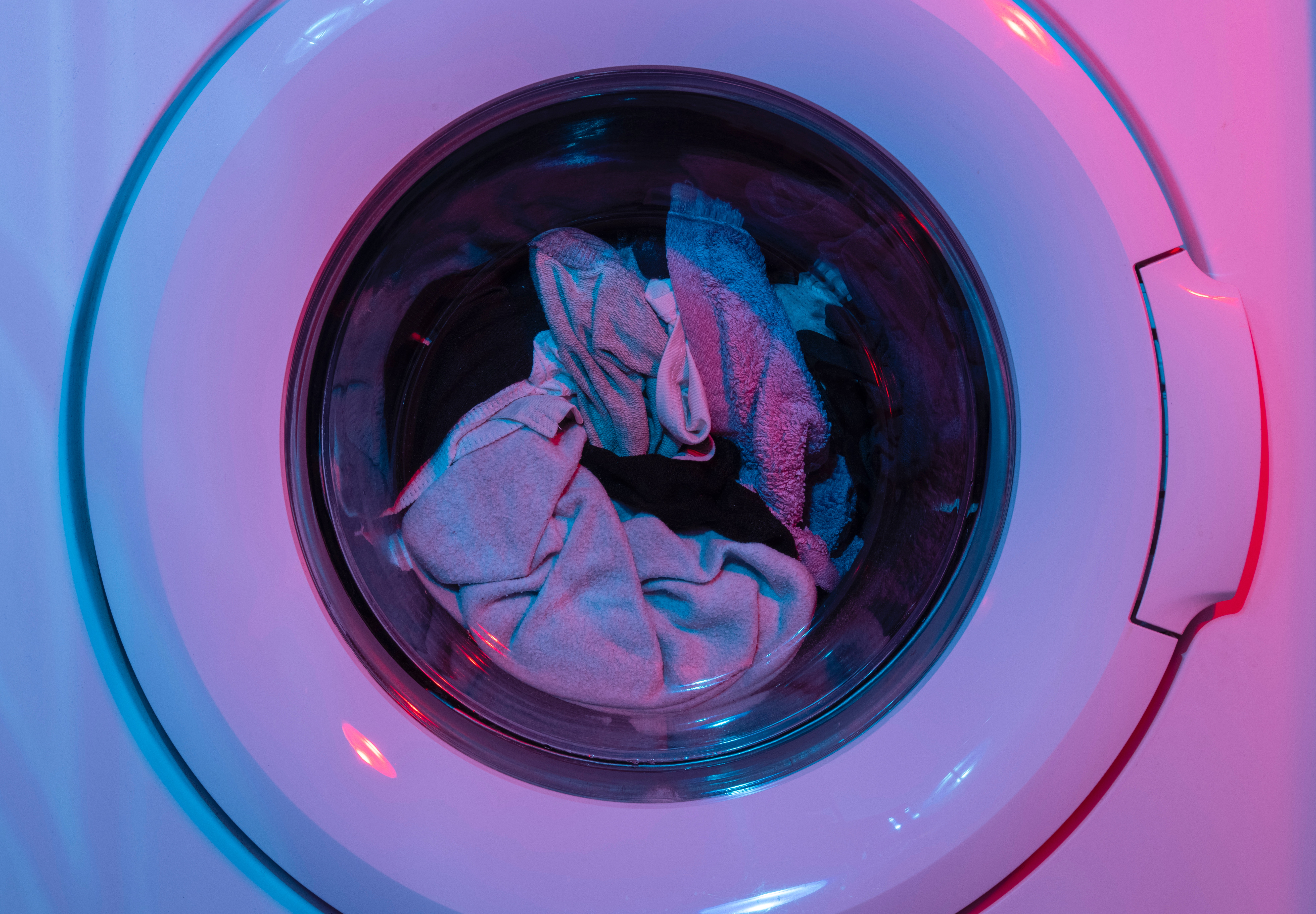 Jak se zbavit zápachu z pračky