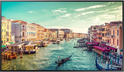 Samsung QM32R-B recenze