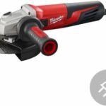 Milwaukee AGV 15-150 XC DMS recenze