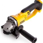 DeWALT DCG412N recenze