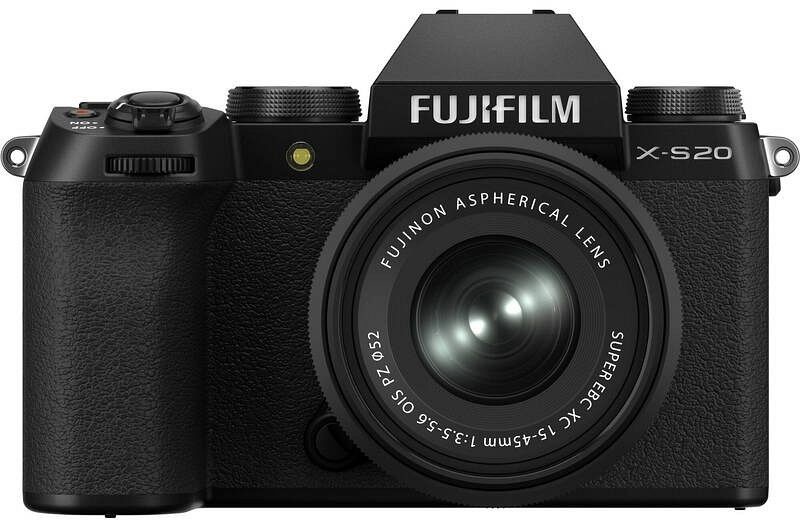 Fujifilm X-S20 recenze
