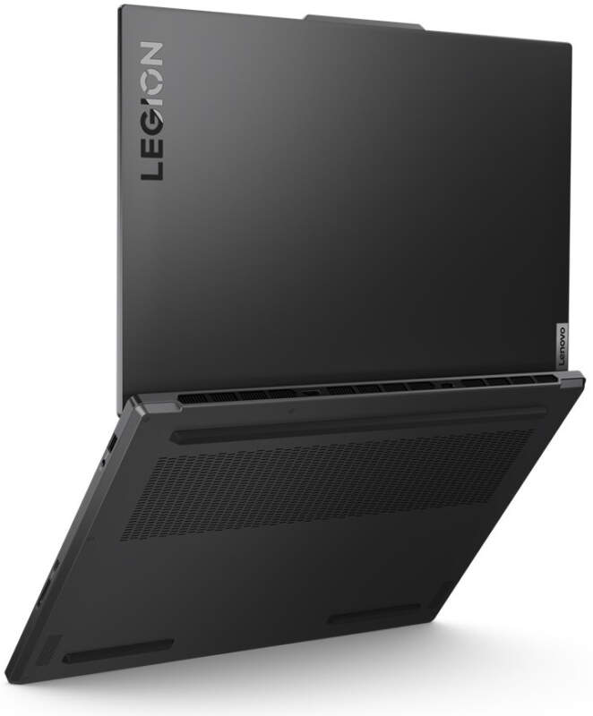 Lenovo Legion 7 83FD002UCK recenze