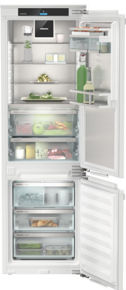 Liebherr ICBNci 5183 recenze