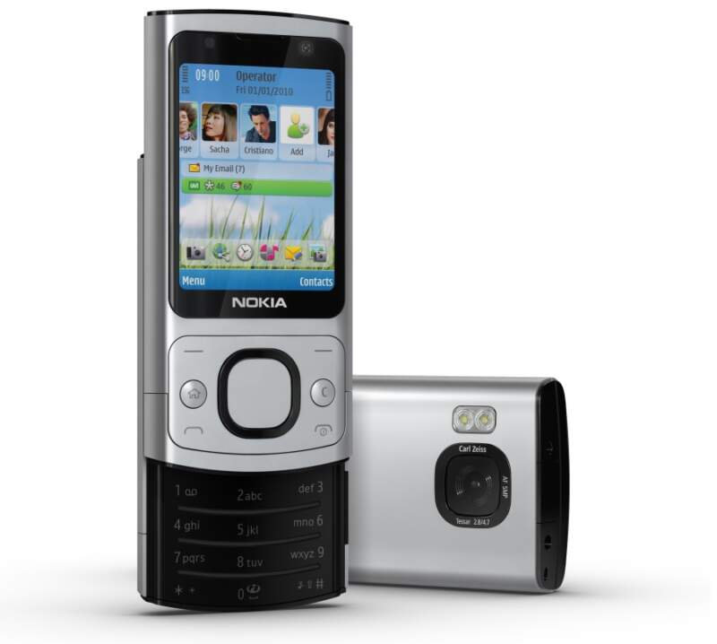Nokia 6700 Slide recenze