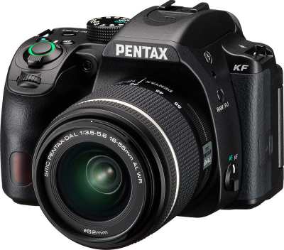 Pentax KF recenze