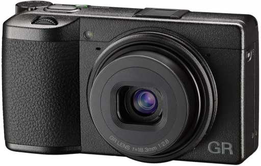 Ricoh GR III recenze