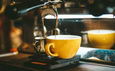Příliš kyselá káva z domácího kávovaru? Víme, co může být příčinou