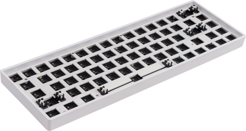 CZC Chimera Wireless CZCGK450W recenze