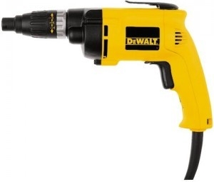 DeWalt DW275KN recenze