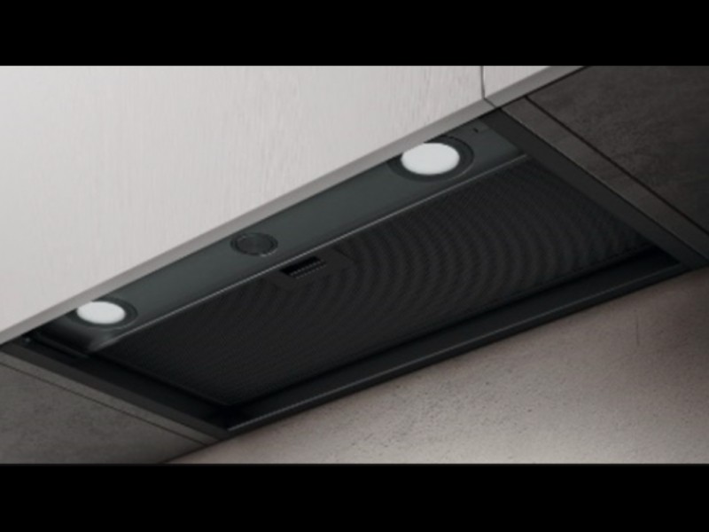 Elica BOX IN LX/BL MAT/A/90 recenze