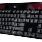 Logitech Wireless Solar Keyboard K750 920-002929CZ recenze