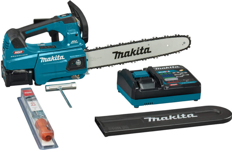 MAKITA UC004GM102 recenze