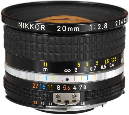 Nikon 20mm f/2.8 A recenze