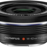 Olympus M.Zuiko Digital 14-42mm f/3.5-5,6 EZ MFT recenze