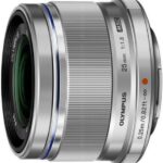 Olympus Zuiko ES-M 25mm f/1.8 recenze