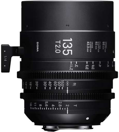 SIGMA 135 mmT2 FF FL EF recenze