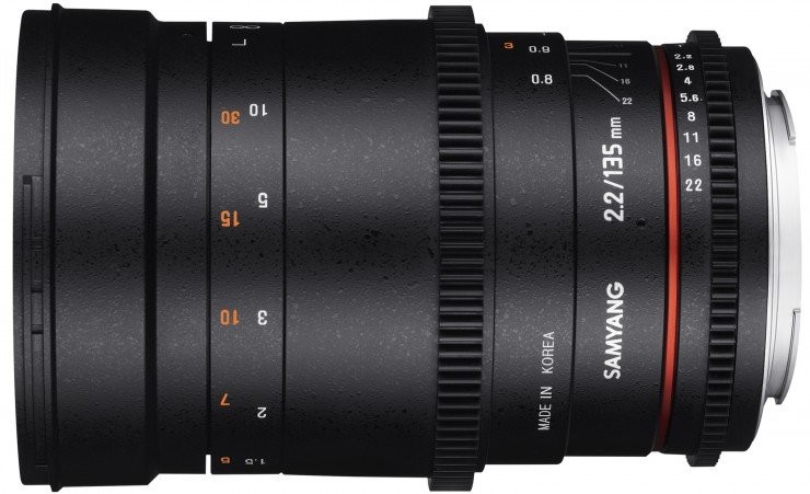 Samyang 135mm T2.2 VDSLR ED UMC MFT recenze