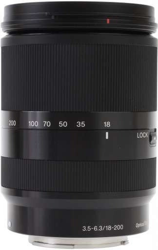 Sony 18-200mm f/3.5-6.3 recenze