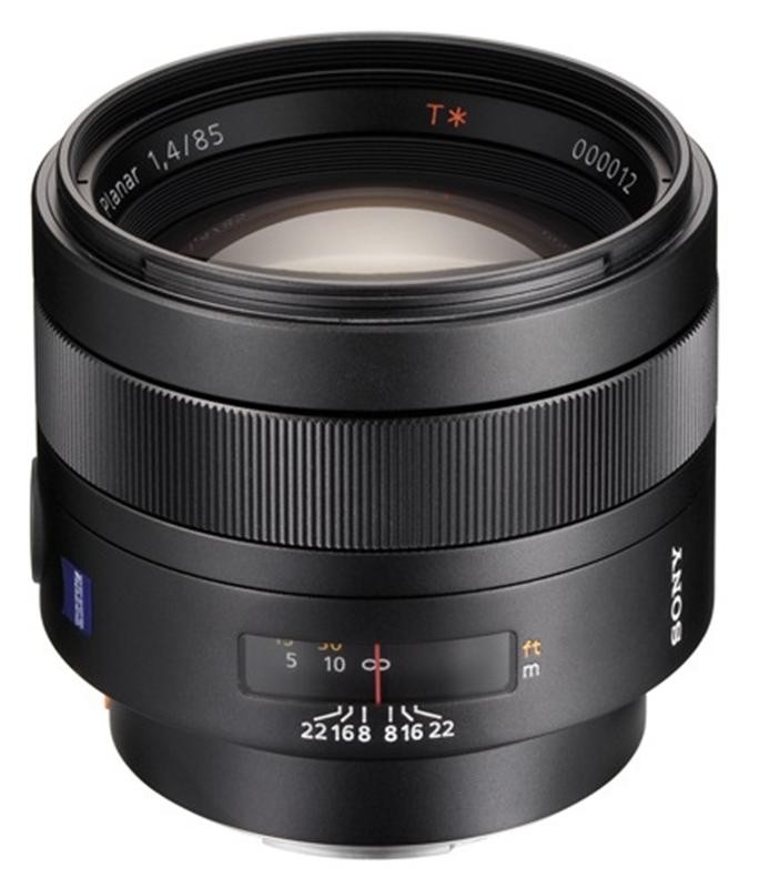 Sony SAL-85F14Z recenze