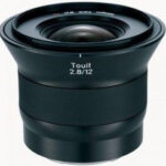 ZEISS Distagon T*12mm f/2.8 Touit Fujifilm X recenze