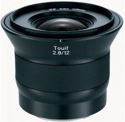 ZEISS Distagon T*12mm f/2.8 Touit Fujifilm X recenze