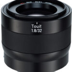ZEISS Planar T*32mm f/1.8 Touit Sony E-mount recenze