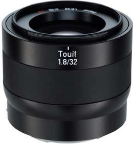 ZEISS Planar T*32mm f/1.8 Touit Sony E-mount recenze