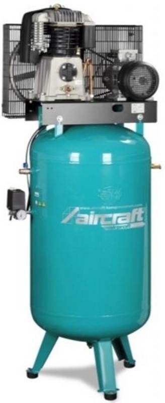 Aircraft Airstar 703/270/10 V recenze