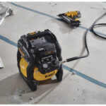 DeWALT DCC1018N recenze