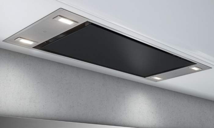 AirForce F96 TLC 83 BK/X recenze