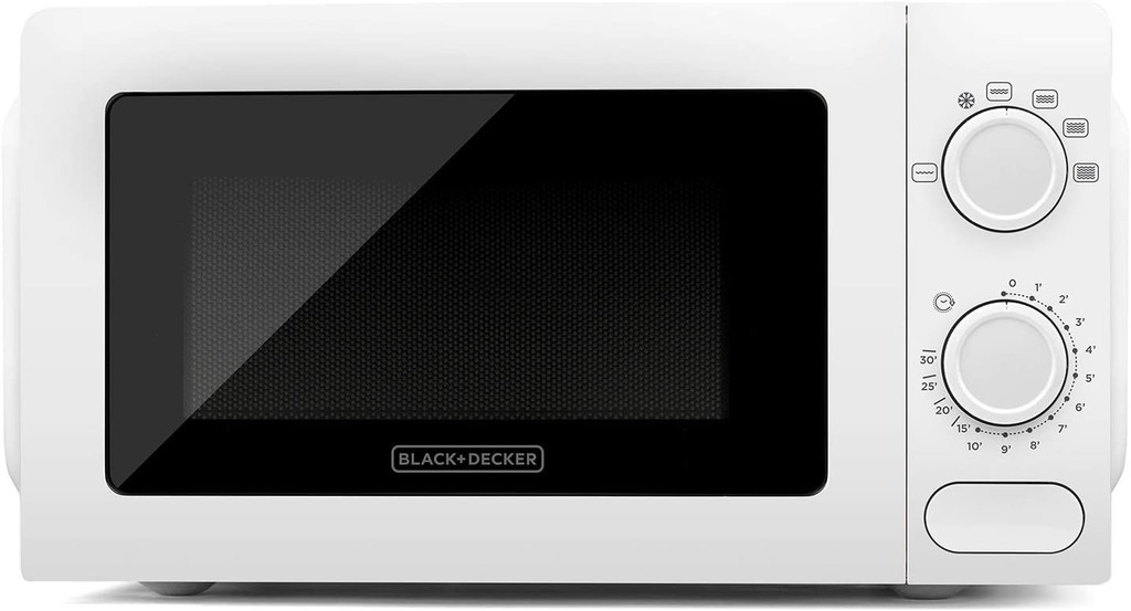 Black Decker BXMZ700E recenze