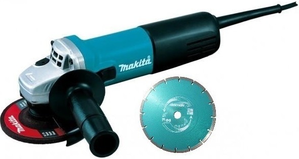 Makita 9558HND recenze