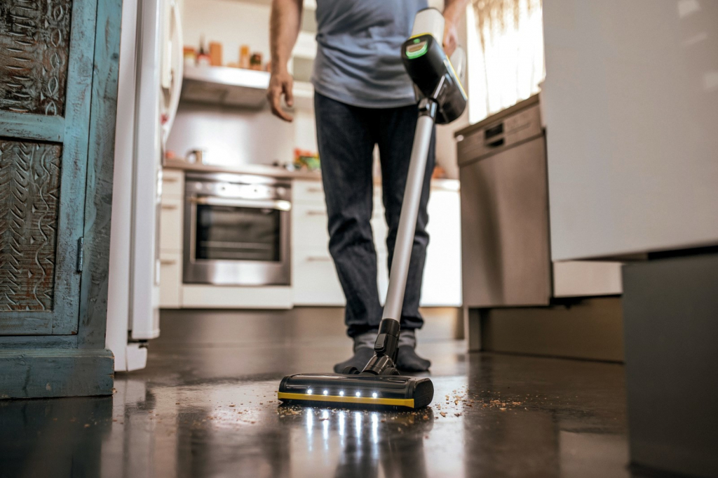 Karcher VC 6 Cordless ourFamily Duo 1.198-678.0 recenze