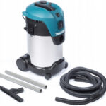 Makita VC3011L recenze