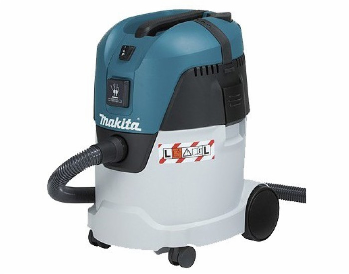 Makita VC2512L recenze