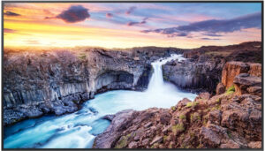 Fotografie Samsung QH75B recenzía