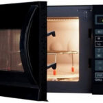 Sharp R-742 BKW recenze