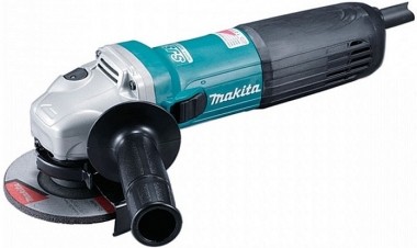 Makita GA6040C recenze