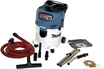 Makita VC3012M recenze