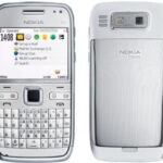 Nokia E72 White recenze
