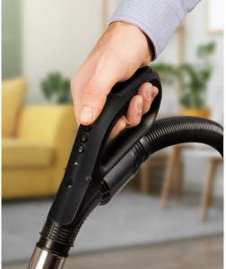 Schneider SCVC2225B recenze