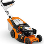Stihl RM 448 V WB410113415 recenze