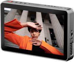 Viltrox DC-X3 recenze