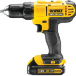 DeWalt DCD771S2 recenze