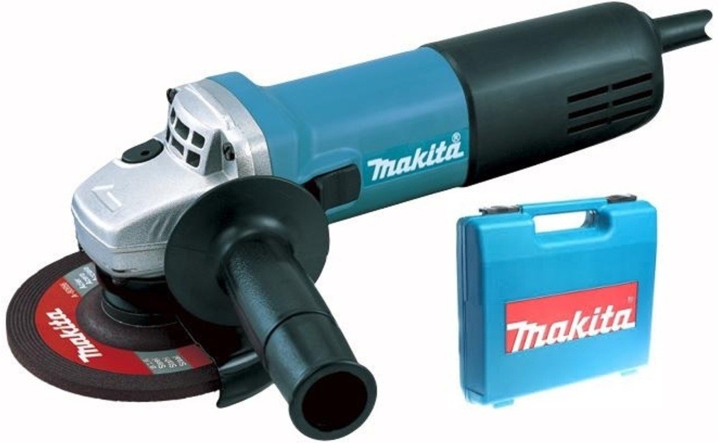 Makita 9558HNRK recenze