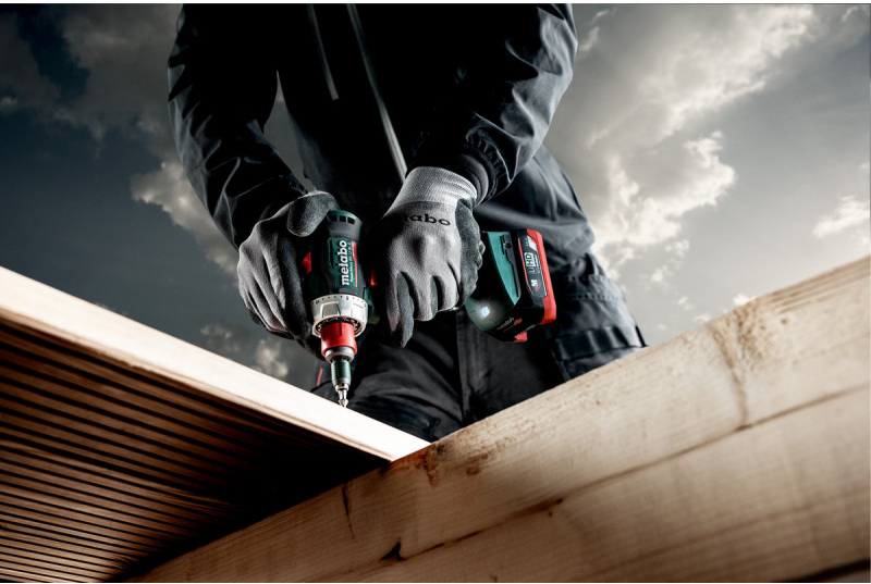 Metabo PowerMaxx BS 12 BL Q 601039920 recenze