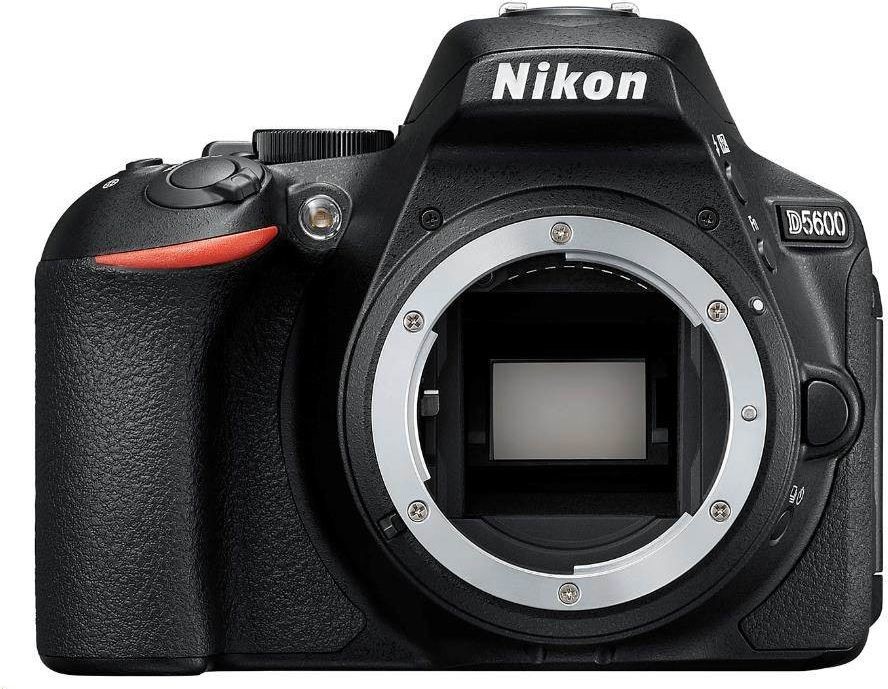 Nikon D5600 recenze